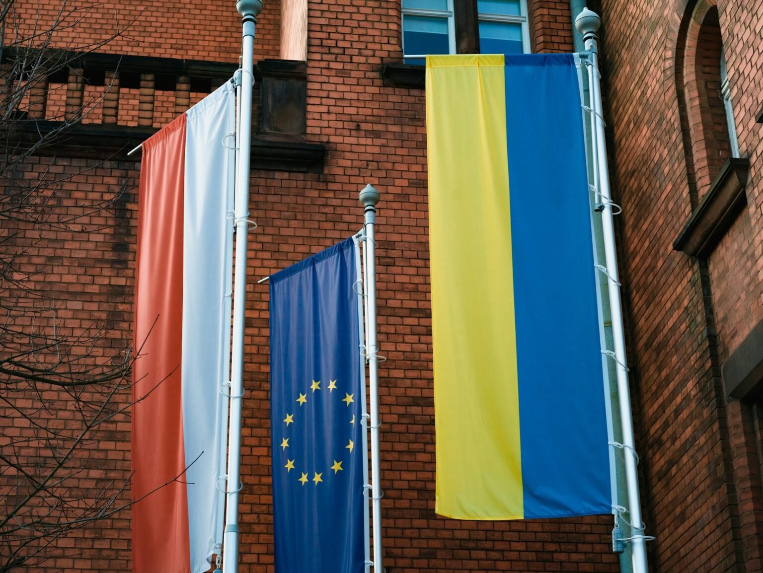 L’Ukraine valide un accord de cessez-le-feu Ukraine avec l’Occident Aide financière de l'UE pour l'Ukraine