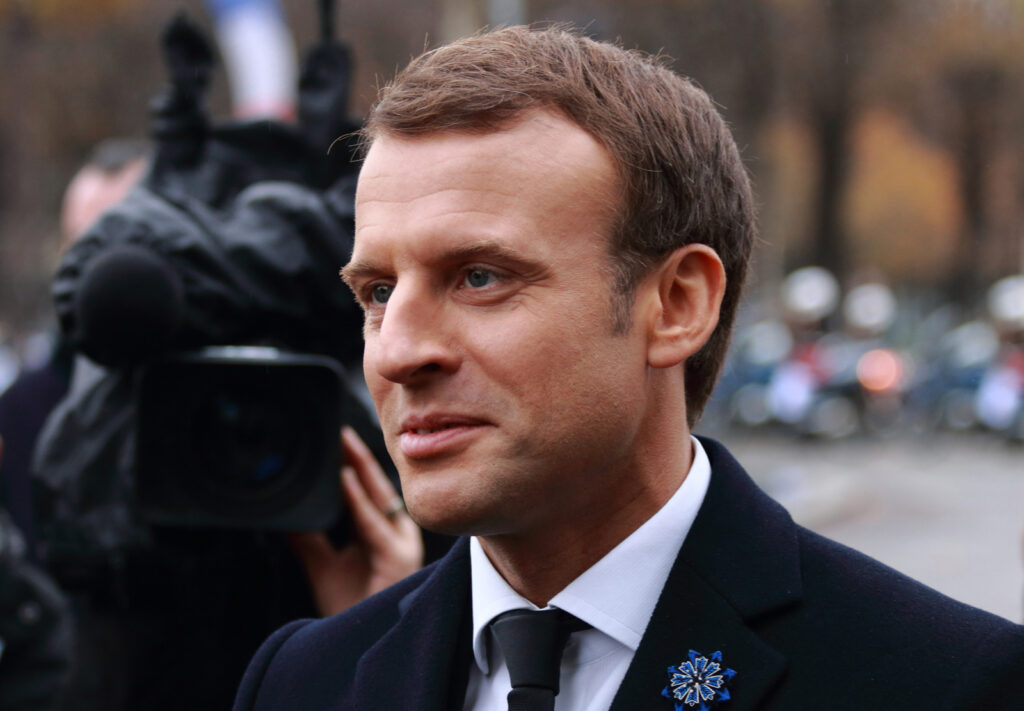 Macron discute des déséquilibres économiques