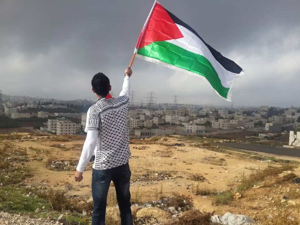 Le Hamas dissout l’administration de Gaza pour faciliter la transition politique Le Hamas dissout son gouvernement à Gaza