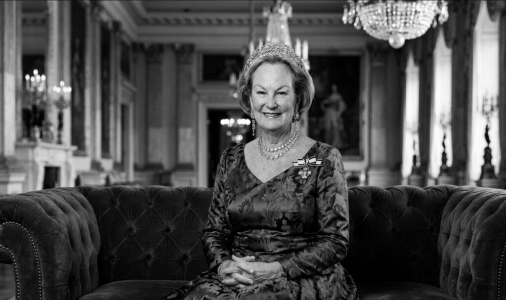 Décès de la princesse Anastasia de Prusse, arrière-petite-fille de Guillaume II La princesse Anastasia en robe de soirée et le prince Alois Konstantin en smoking au dîner de gala