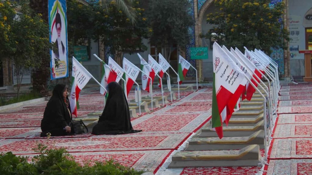 L’Iran conditionne la réouverture d’Ormuz au départ des forces américaines Capture d'écran d'un bandeau d'actualité FRANCE 24 annonçant que Téhéran fixe ses conditions pour rouvrir Hormuz