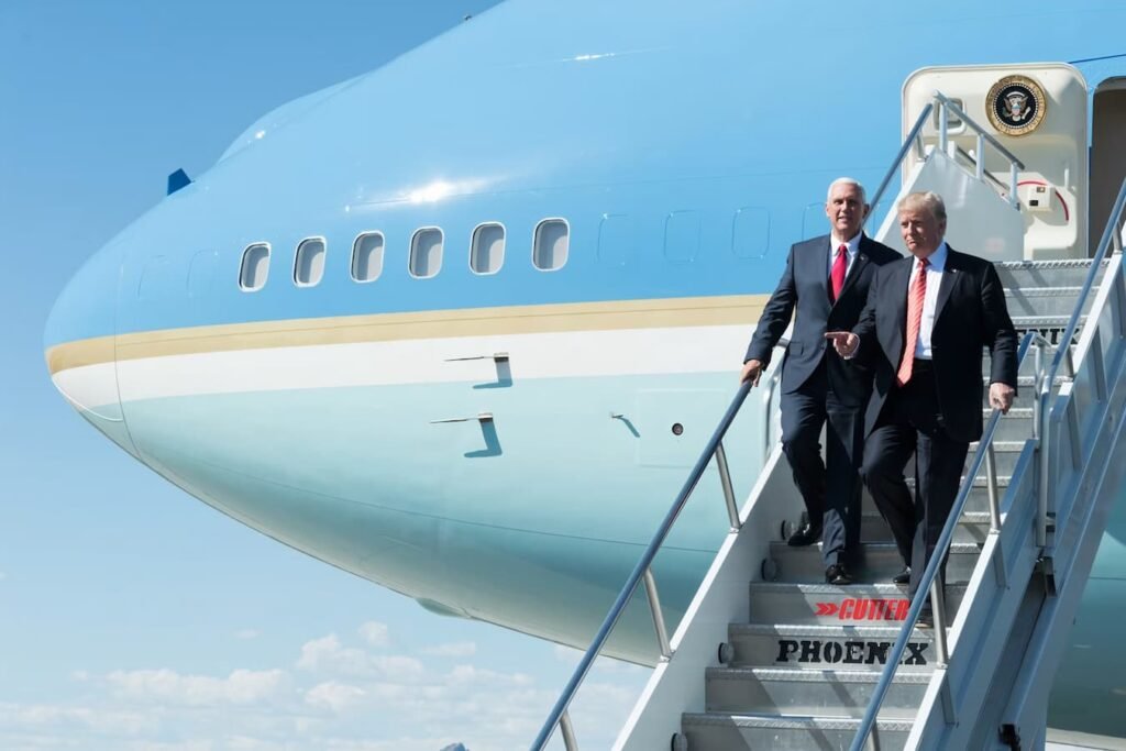 L’Iran raille Donald Trump après son départ discret de Turquie en avion banalisé