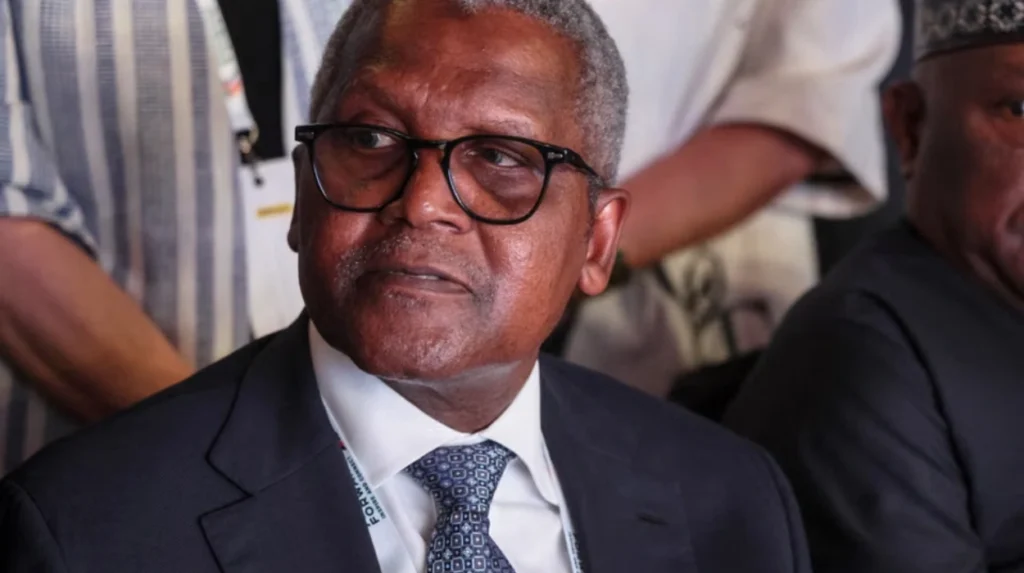 Dangote investit 10 milliards de dollars dans l’énergie en Afrique Dangote investit 10 milliards de dollars dans lénergie en Afrique