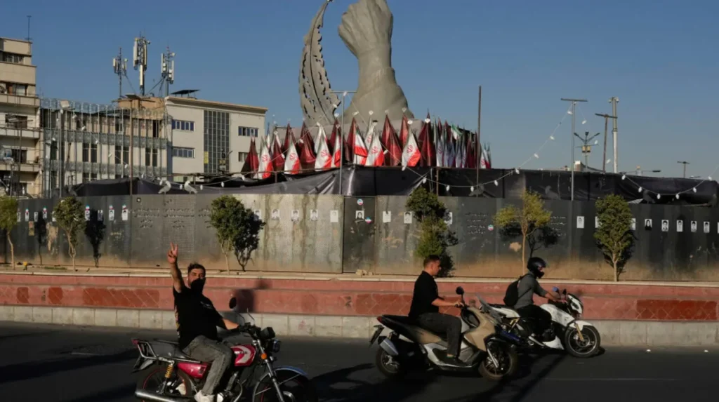 Fermeture du Centre de Langue Française à Téhéran : Tensions Diplomatiques entre Paris et l’Iran Fermeture du Centre de Langue Française à Téhéran Tensions Diplomatiques entre Paris et lIran
