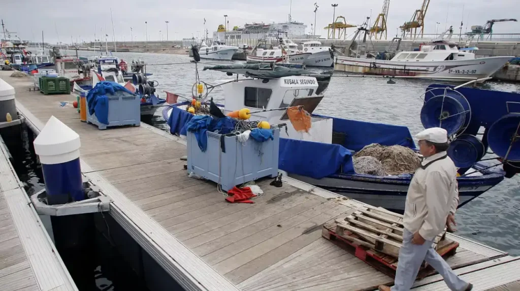 Le Gouvernement et les Pêcheurs Concluent un Accord en Méditerranée